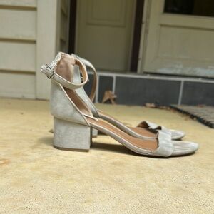 Steve Madden Gray Block Heel Sandals